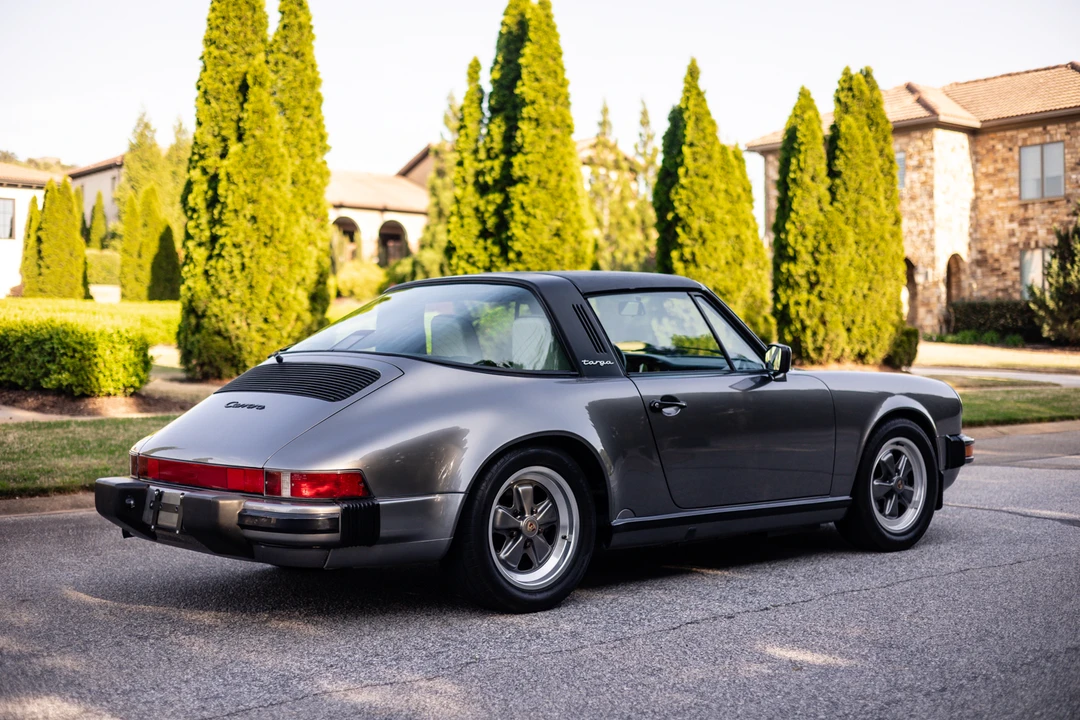 1988 Porsche 911 Carrera 3.2 - Image 23 of 31