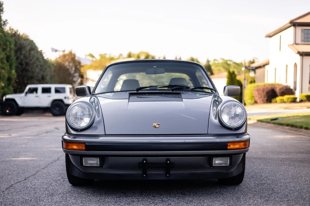 1988 Porsche 911 Carrera 3.2 - Image 17 of 31