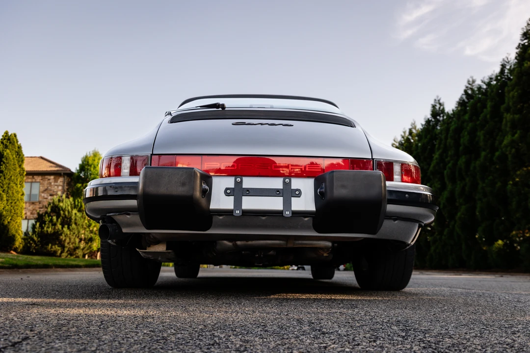 1988 Porsche 911 Carrera 3.2 - Image 30 of 31