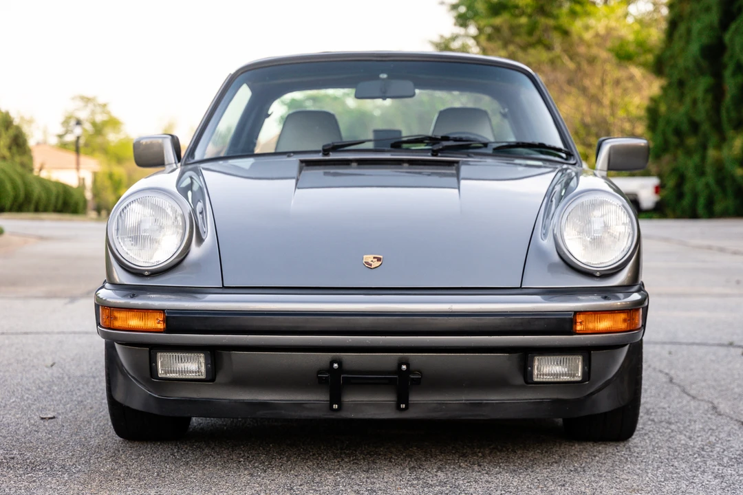 1988 Porsche 911 Carrera 3.2 - Image 16 of 31