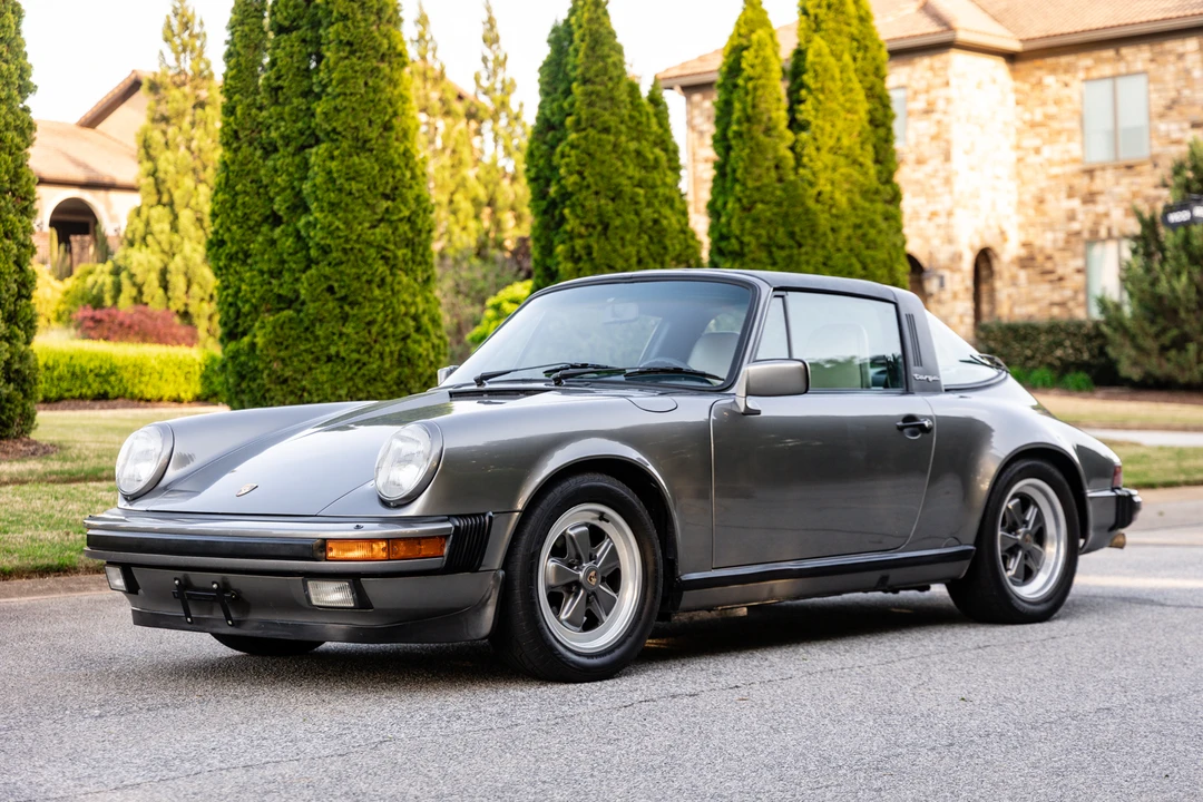 1988 Porsche 911 Carrera 3.2 - Image 14 of 31