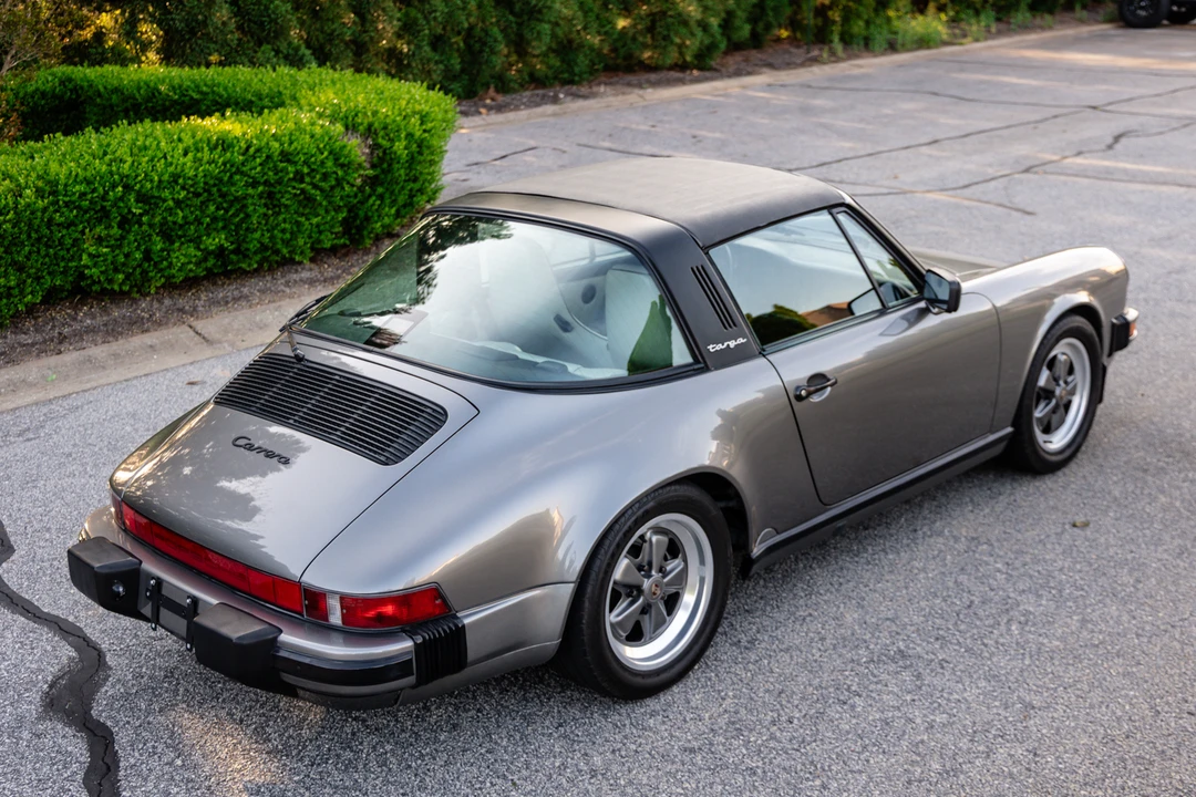 1988 Porsche 911 Carrera 3.2 - Image 25 of 31