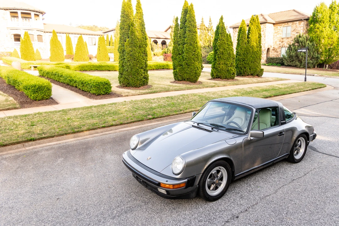 1988 Porsche 911 Carrera 3.2 - Image 13 of 31
