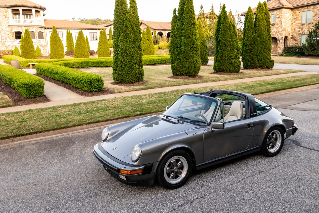 1988 Porsche 911 Carrera 3.2 - Image 2 of 31