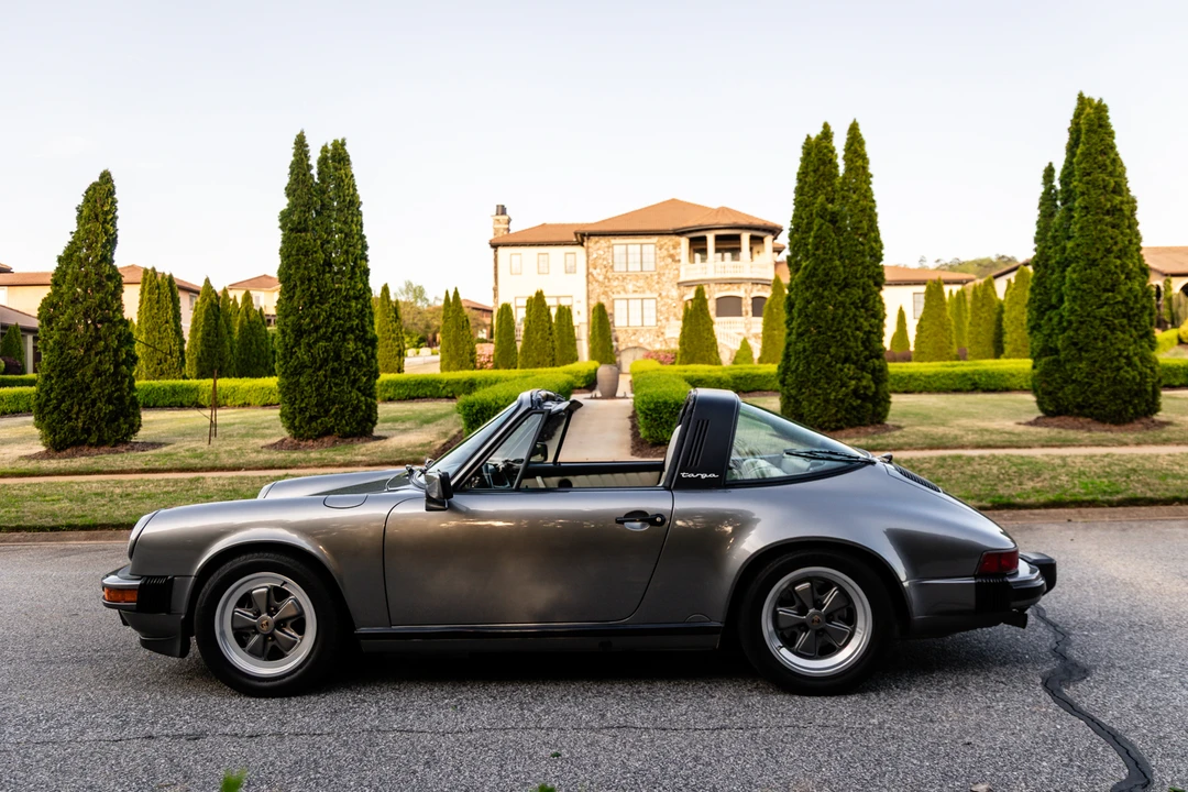 1988 Porsche 911 Carrera 3.2 - Image 12 of 31