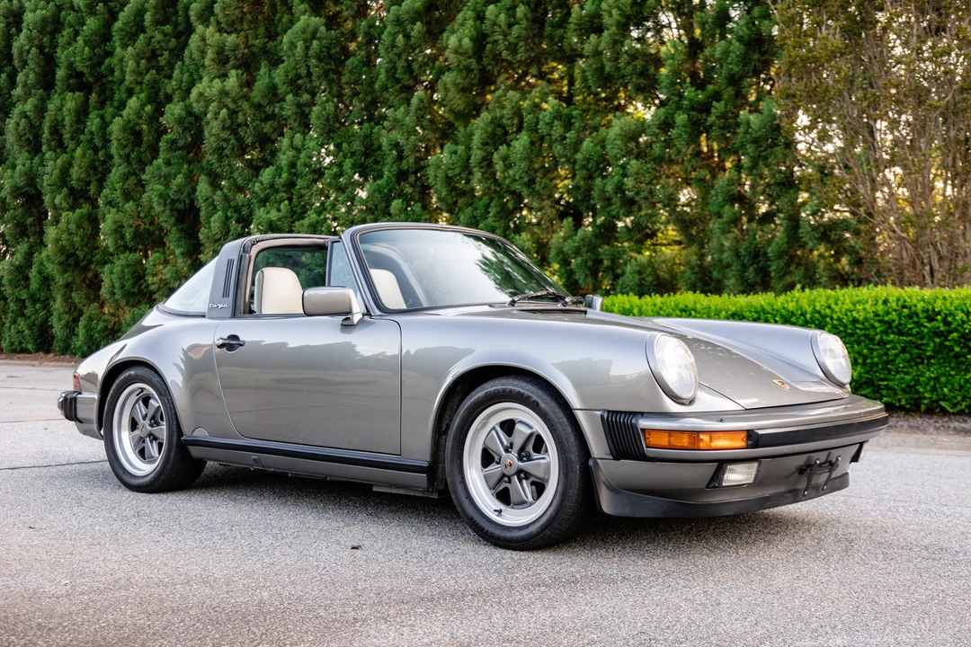 1988 Porsche 911 Carrera 3.2 - Image 6 of 31