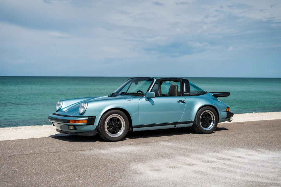1988 Porsche 911 Carrera 3.2 - Image 5 of 31