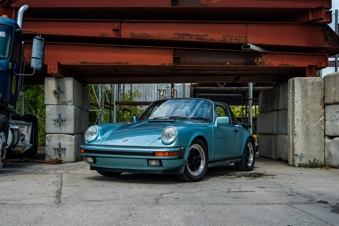 1988 Porsche 911 Carrera 3.2 - Image 20 of 31