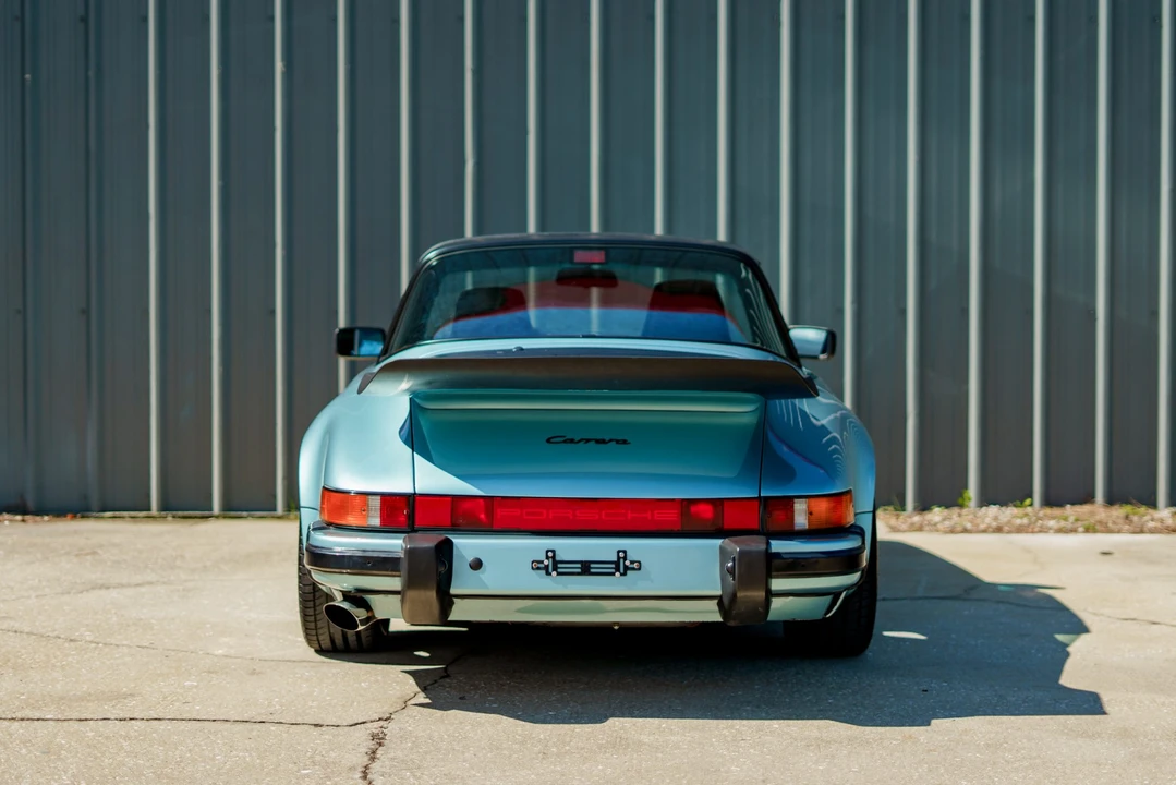 1988 Porsche 911 Carrera 3.2 - Image 25 of 31
