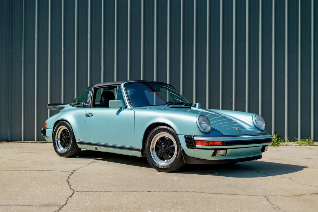 1988 Porsche 911 Carrera 3.2 - Image 28 of 31