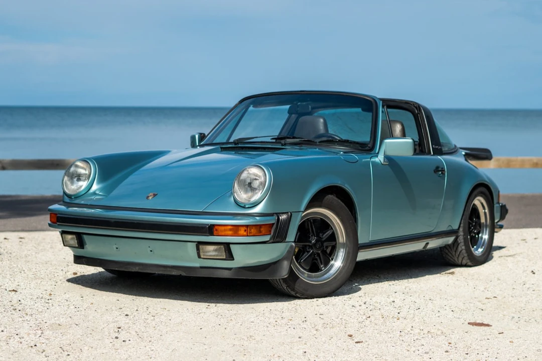 1988 Porsche 911 Carrera 3.2 - Image 14 of 31