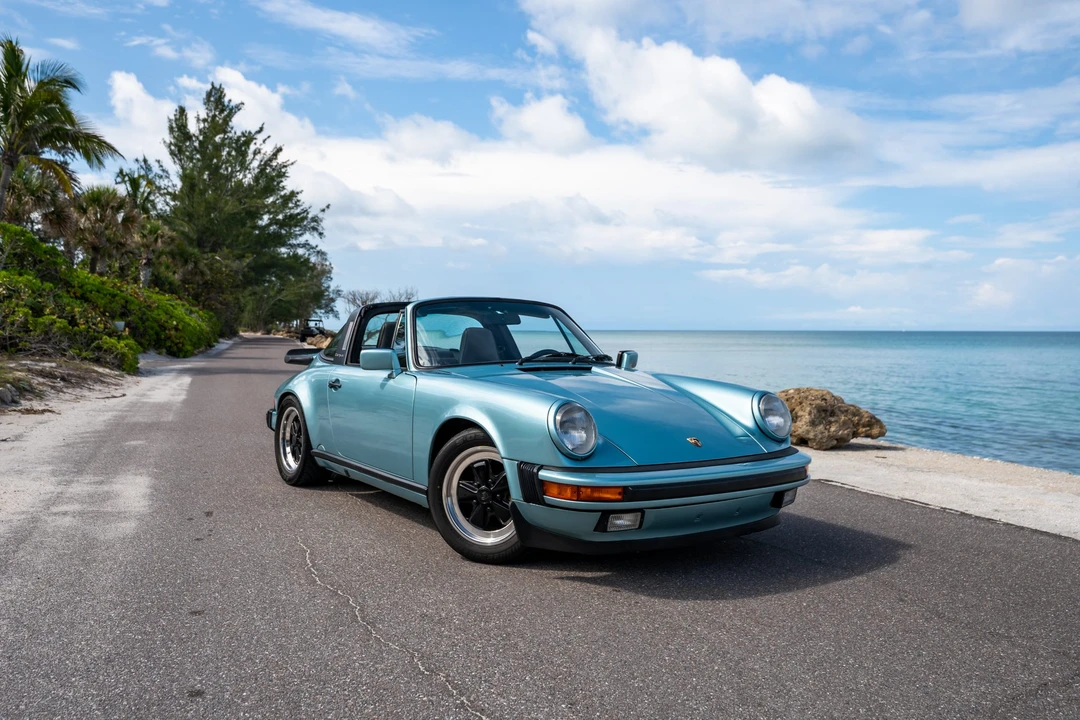 1988 Porsche 911 Carrera 3.2 - Image 11 of 31