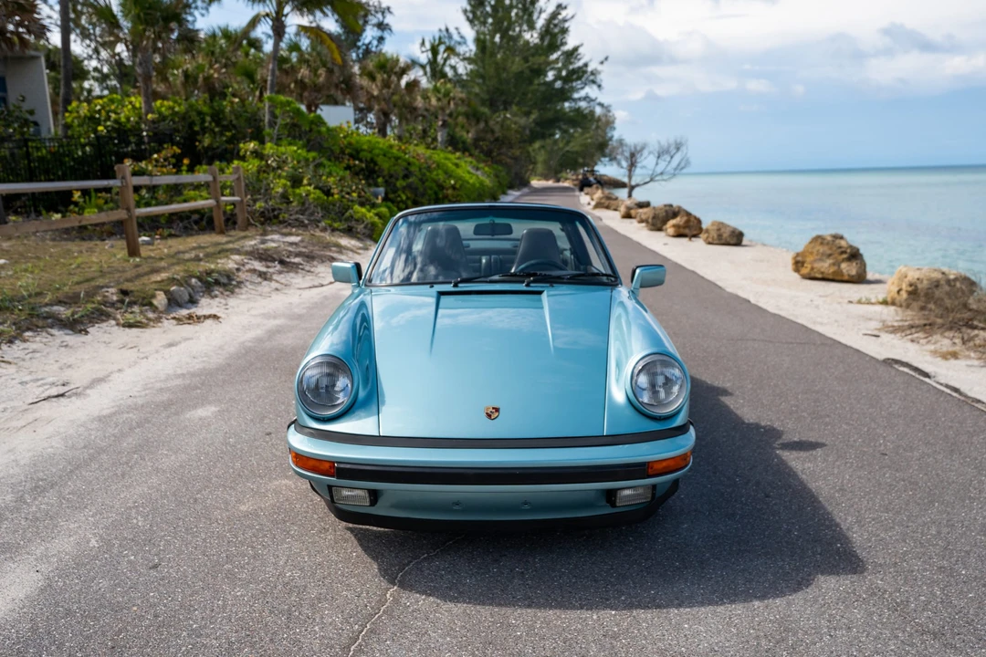 1988 Porsche 911 Carrera 3.2 - Image 13 of 31