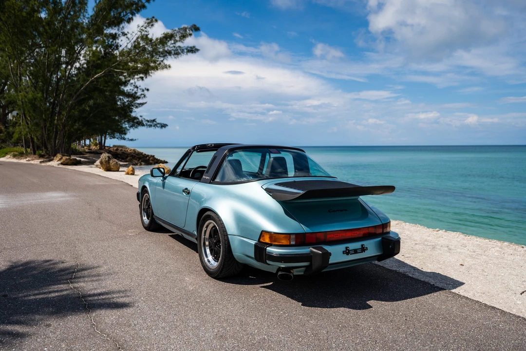 1988 Porsche 911 Carrera 3.2 - Image 7 of 31
