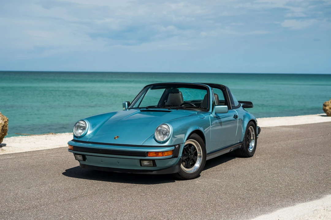 1988 Porsche 911 Carrera 3.2 - Image 2 of 31