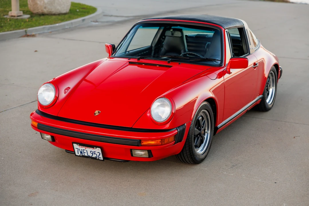 1988 Porsche 911 Carrera 3.2 - Image 8 of 31