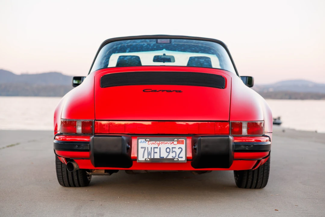 1988 Porsche 911 Carrera 3.2 - Image 22 of 31