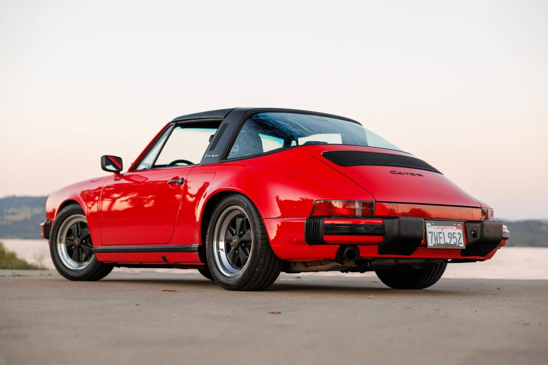 1988 Porsche 911 Carrera 3.2 - Image 19 of 31