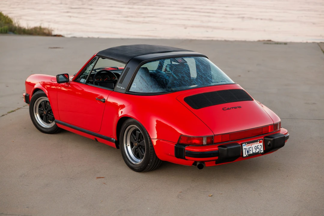 1988 Porsche 911 Carrera 3.2 - Image 18 of 31