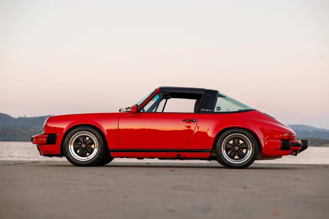 1988 Porsche 911 Carrera 3.2 - Image 11 of 31