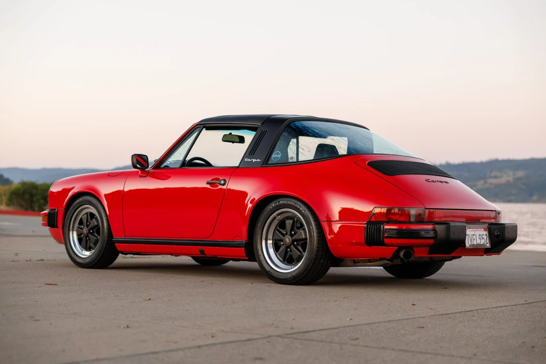 1988 Porsche 911 Carrera 3.2 - Image 14 of 31