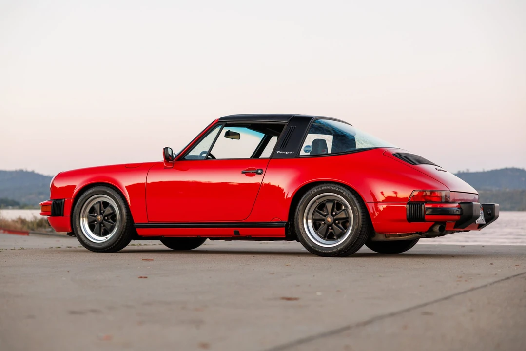1988 Porsche 911 Carrera 3.2 - Image 12 of 31