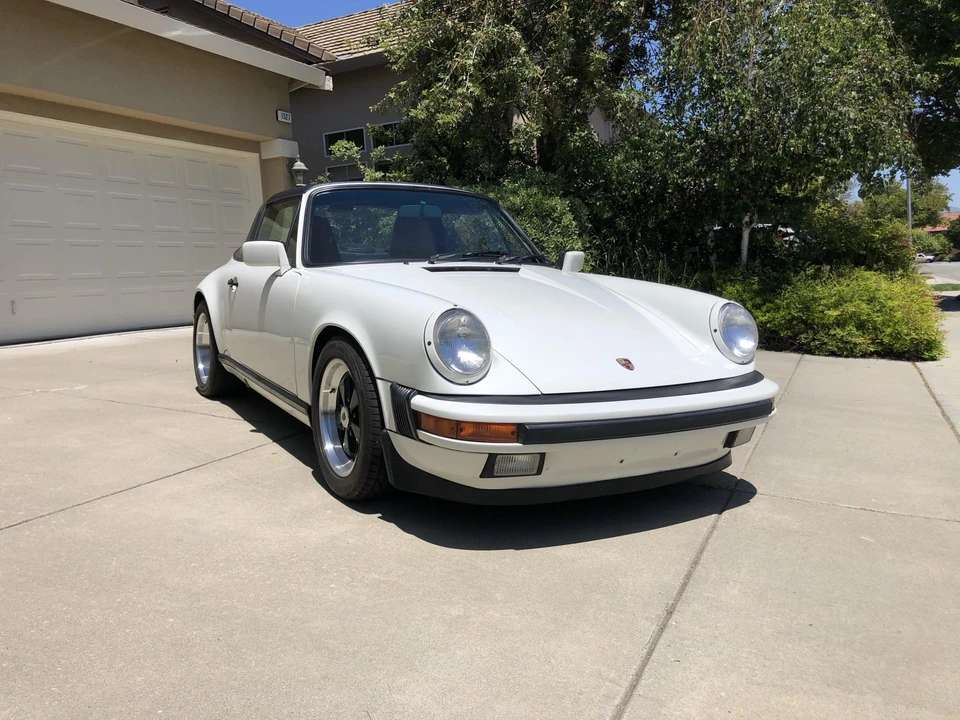 1988 Porsche 911 Carrera 3.2 - Image 6 of 31