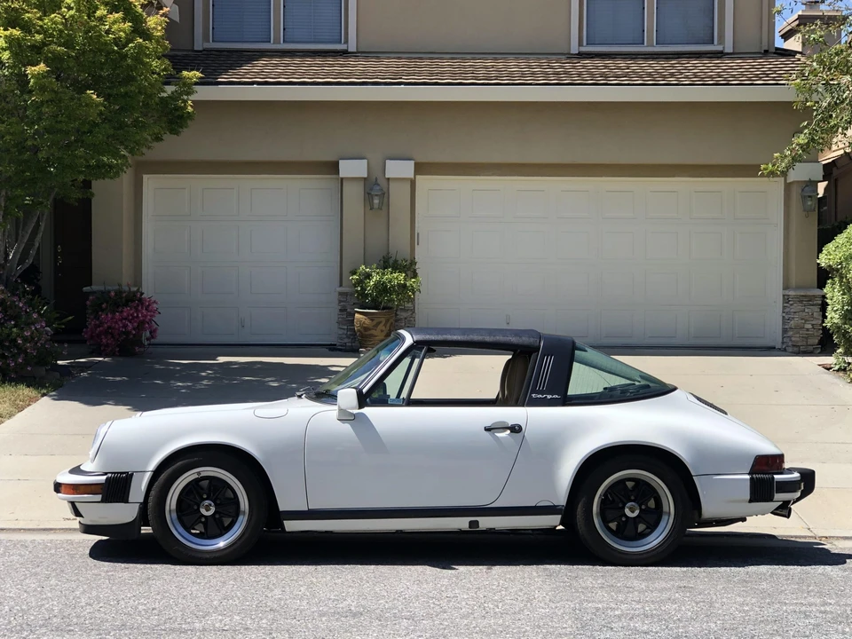 1988 Porsche 911 Carrera 3.2 - Image 2 of 31