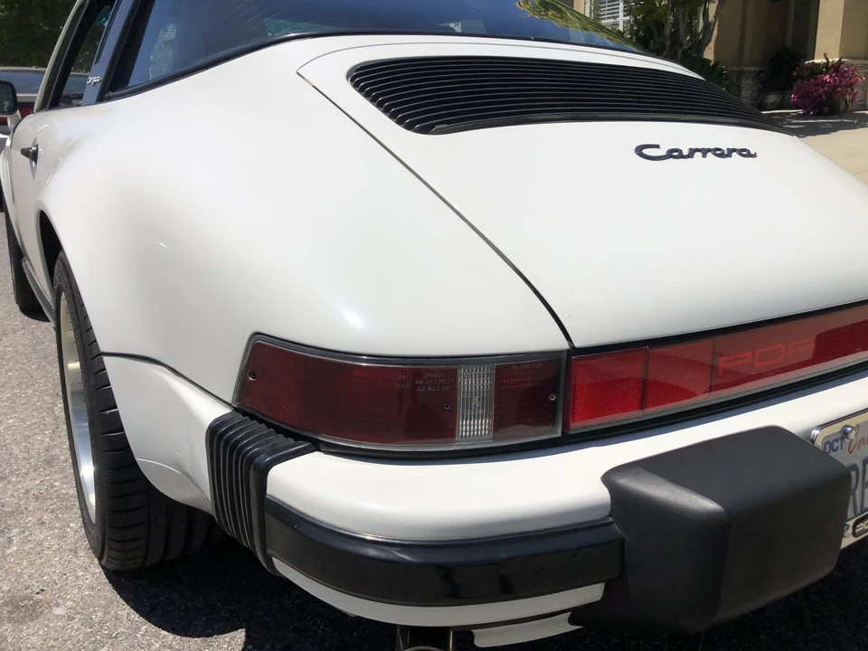 1988 Porsche 911 Carrera 3.2 - Image 26 of 31