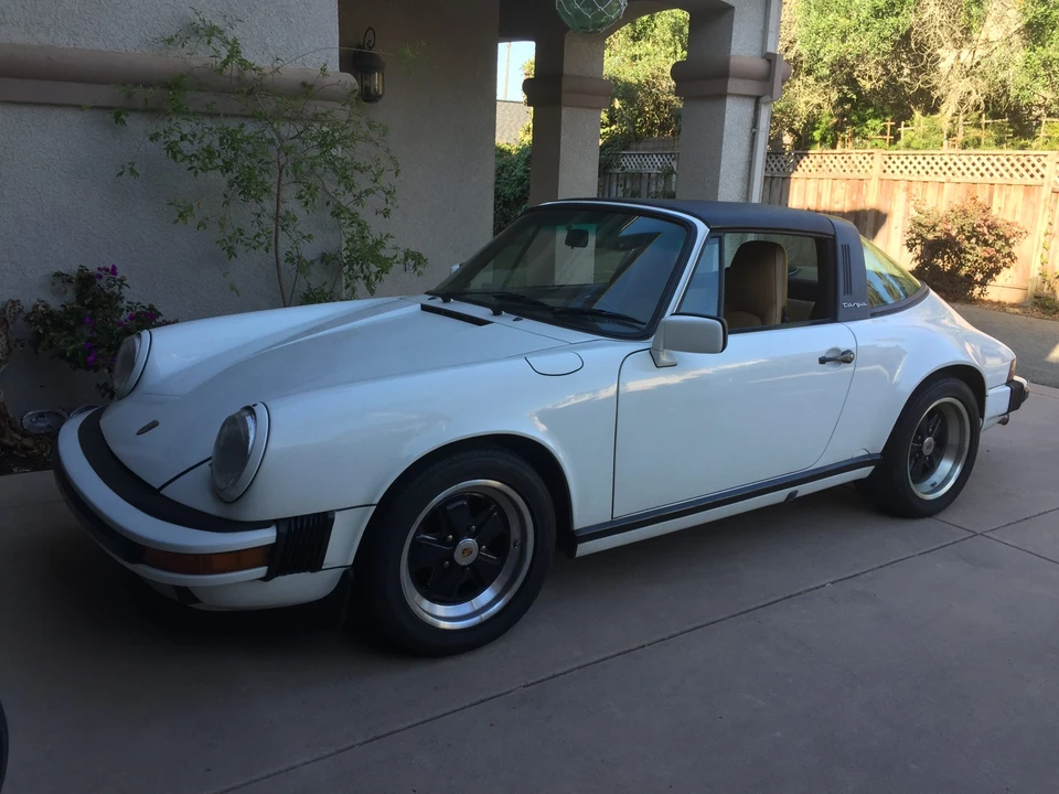 1988 Porsche 911 Carrera 3.2 - Image 4 of 31