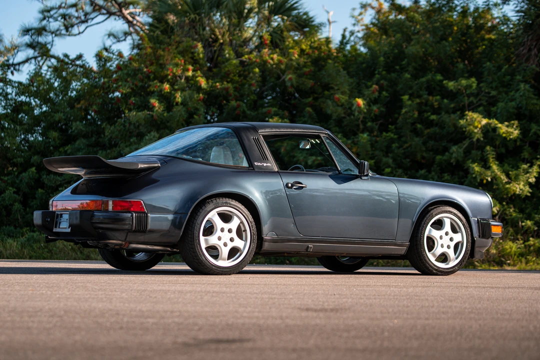 1988 Porsche 911 Carrera 3.2 - Image 15 of 31