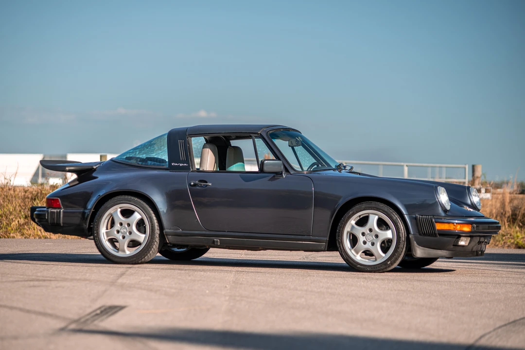 1988 Porsche 911 Carrera 3.2 - Image 3 of 31