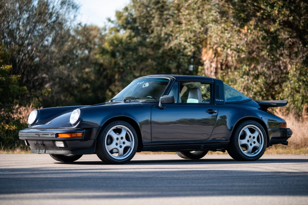 1988 Porsche 911 Carrera 3.2 - Image 9 of 31