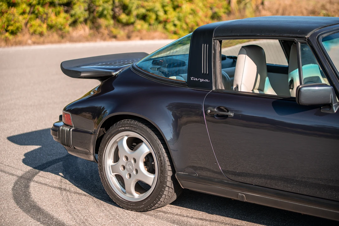 1988 Porsche 911 Carrera 3.2 - Image 29 of 31