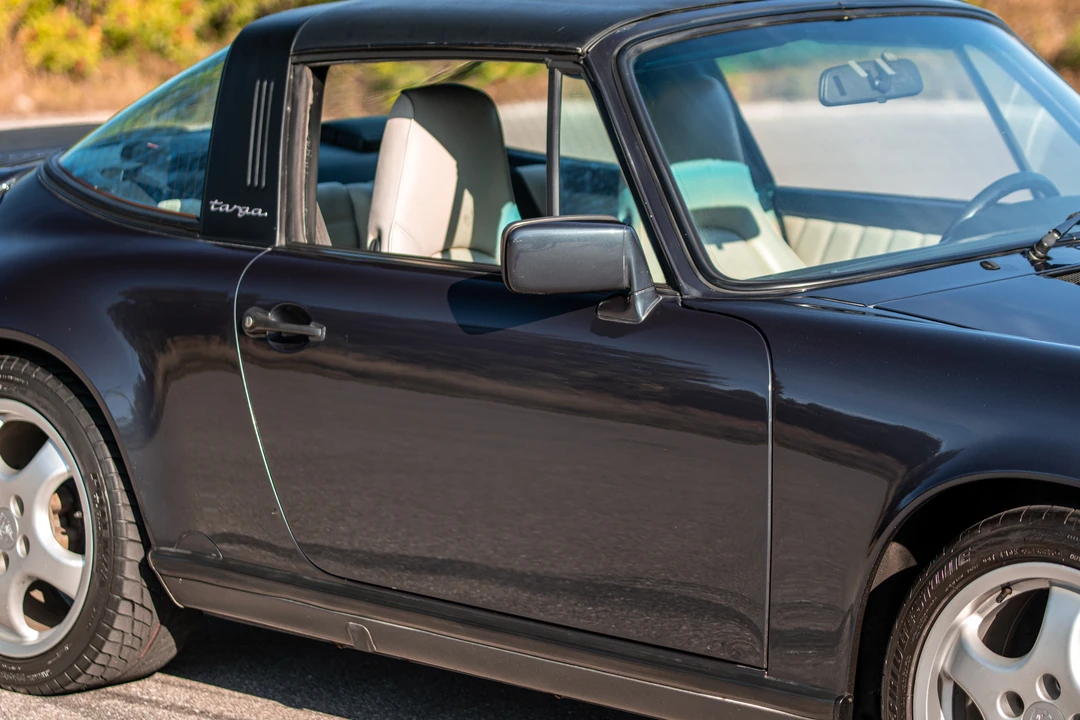 1988 Porsche 911 Carrera 3.2 - Image 30 of 31