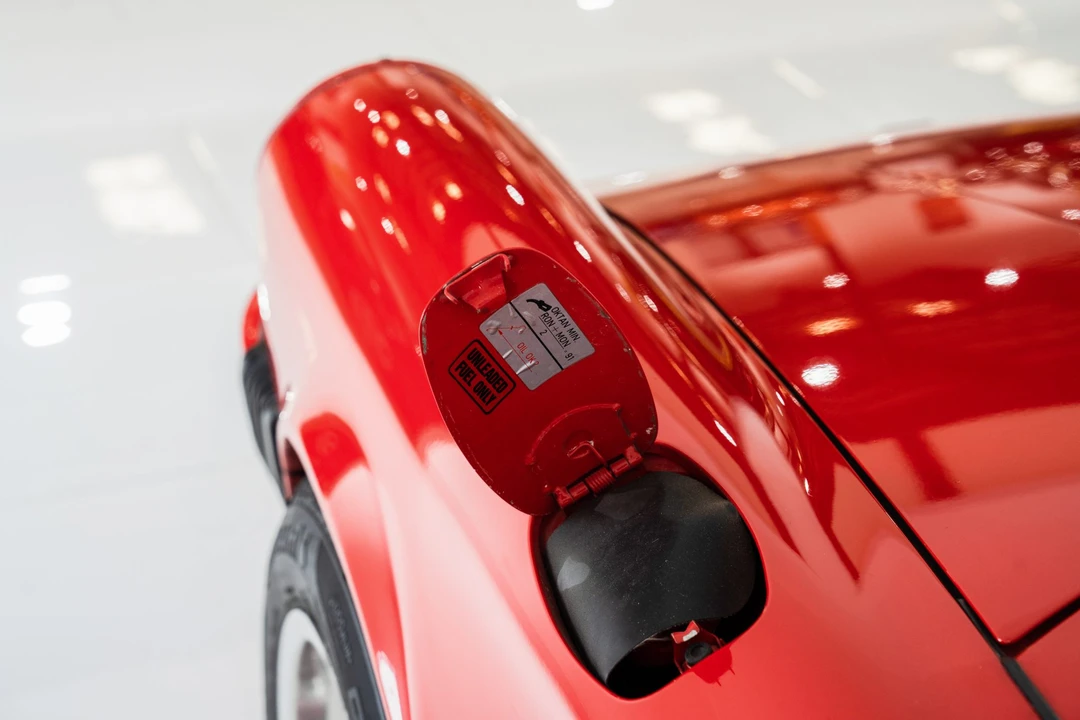 1988 Porsche 911 Carrera 3.2 - Image 20 of 31