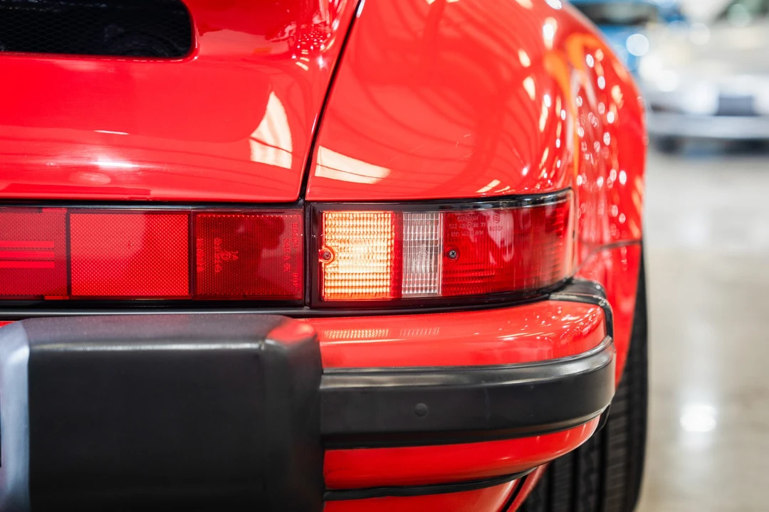 1988 Porsche 911 Carrera 3.2 - Image 23 of 31