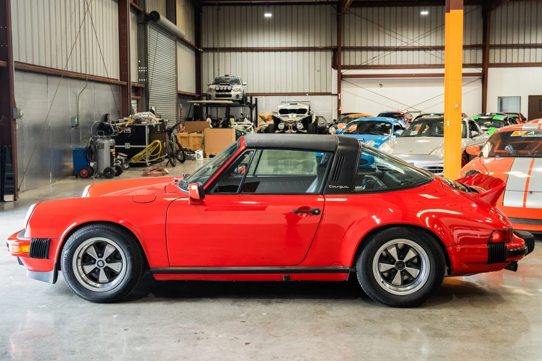 1988 Porsche 911 Carrera 3.2 - Image 9 of 31