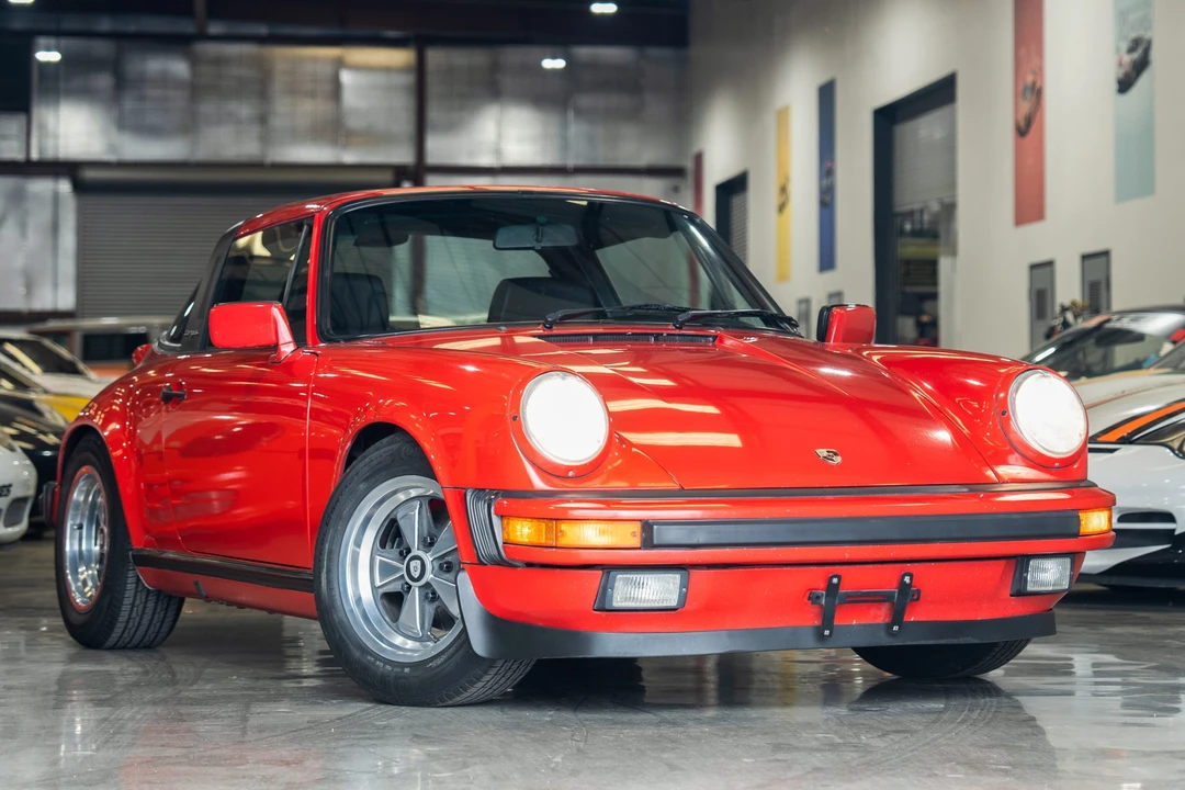 1988 Porsche 911 Carrera 3.2 - Image 4 of 31