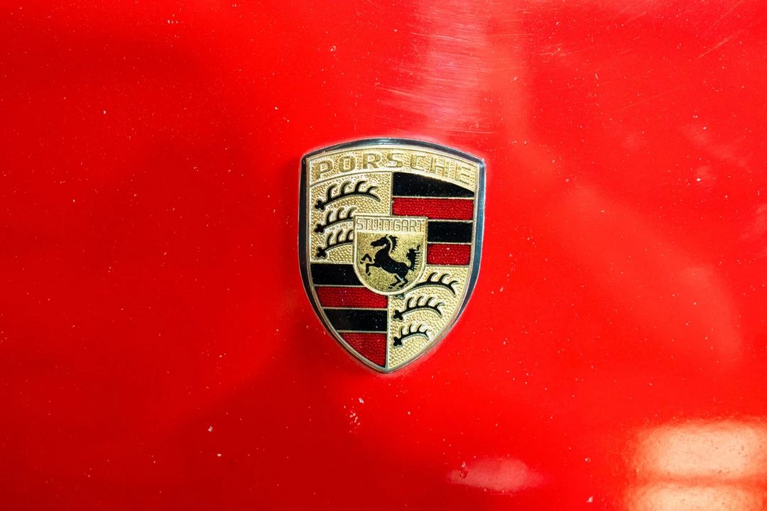 1988 Porsche 911 Carrera 3.2 - Image 18 of 31