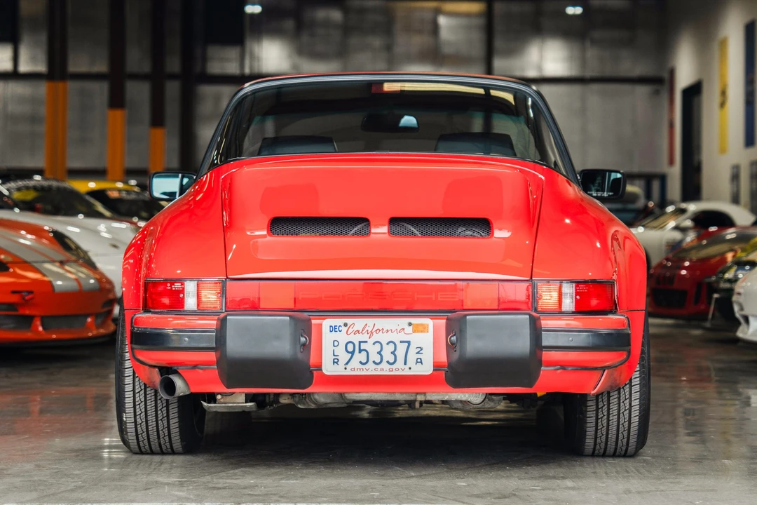 1988 Porsche 911 Carrera 3.2 - Image 7 of 31