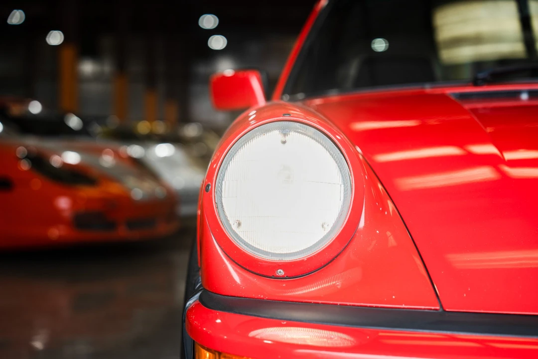 1988 Porsche 911 Carrera 3.2 - Image 16 of 31