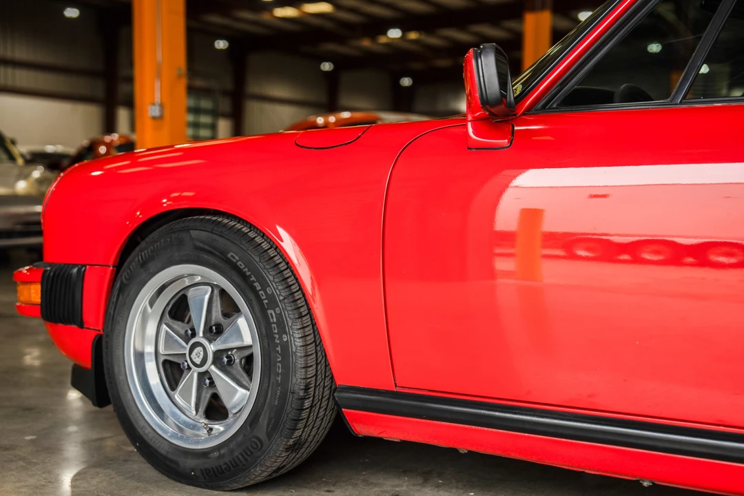 1988 Porsche 911 Carrera 3.2 - Image 12 of 31