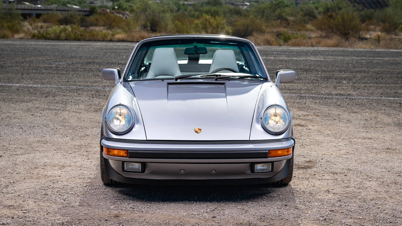 1988 Porsche 911 Carrera 3.2 - Image 10 of 31