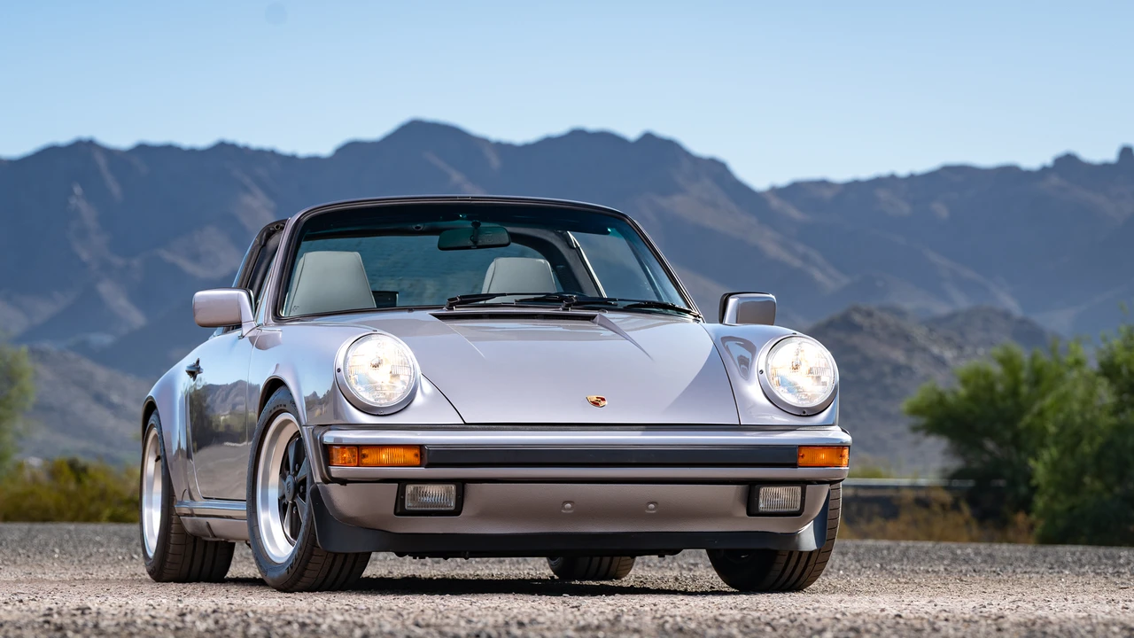 1988 Porsche 911 Carrera 3.2 - Image 14 of 31