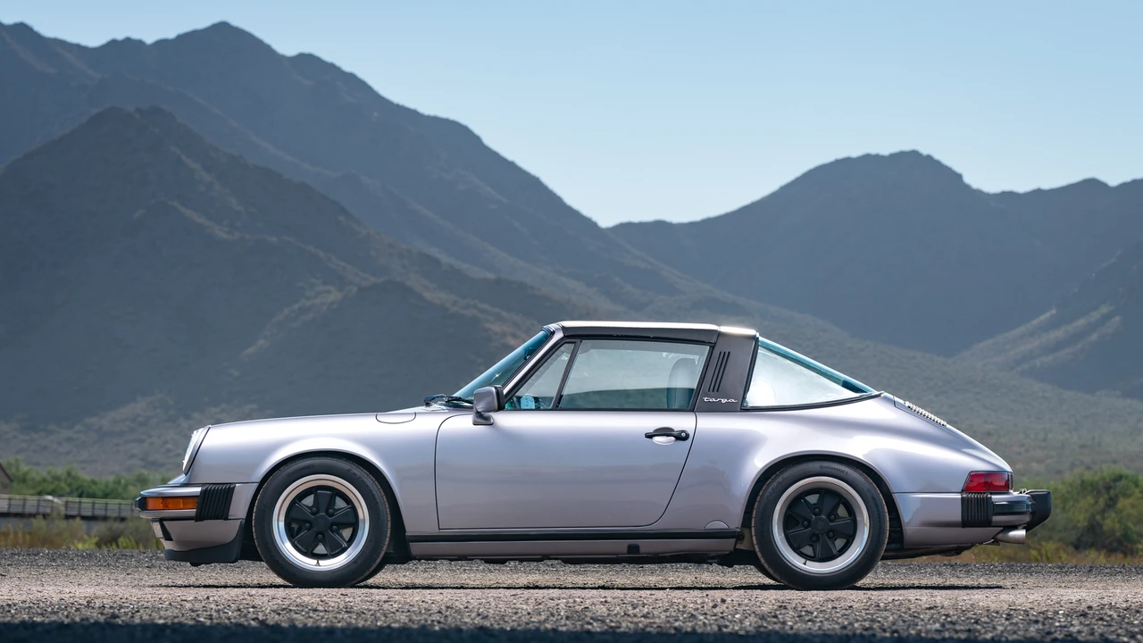 1988 Porsche 911 Carrera 3.2 - Image 18 of 31