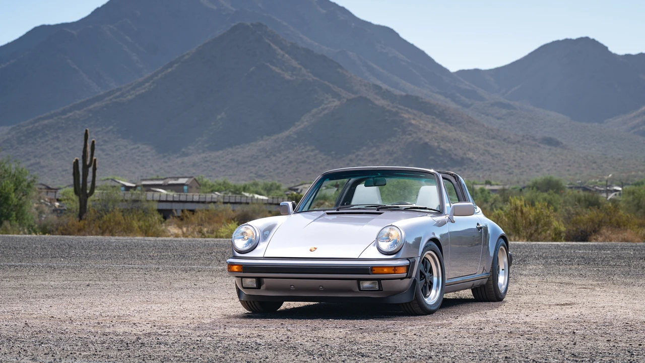1988 Porsche 911 Carrera 3.2 - Image 5 of 31