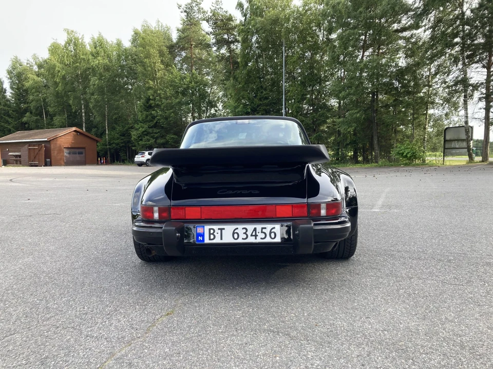 1988 Porsche 911 Carrera 3.2 - Image 25 of 31