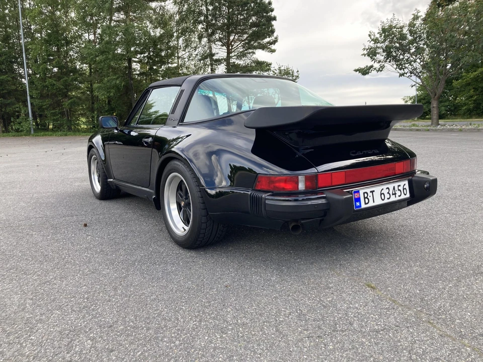 1988 Porsche 911 Carrera 3.2 - Image 28 of 31