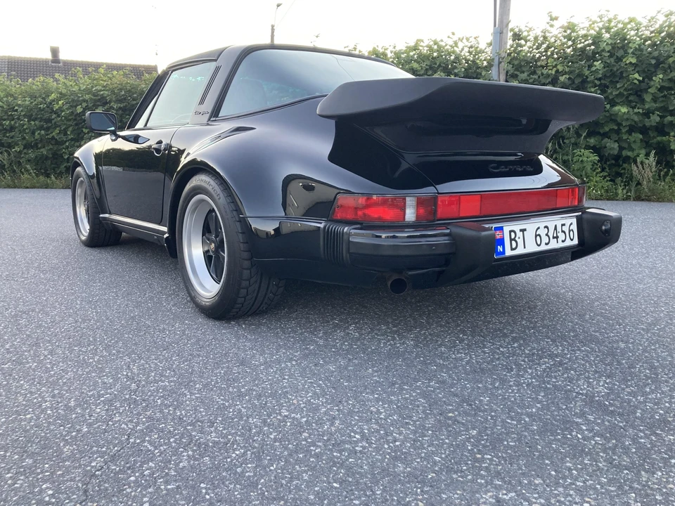 1988 Porsche 911 Carrera 3.2 - Image 8 of 31